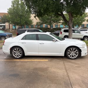 CHRYSLER 300 LIMITED - 10
