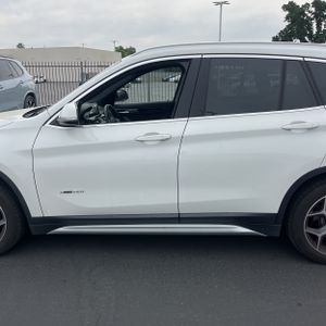 BMW X1 XDRIVE28I - 4