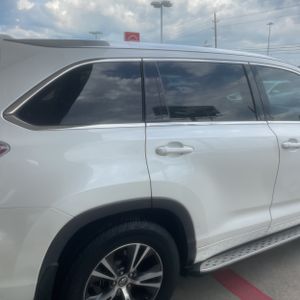 صورة 9 لـ 2016 Toyota HIGHLANDER XLE