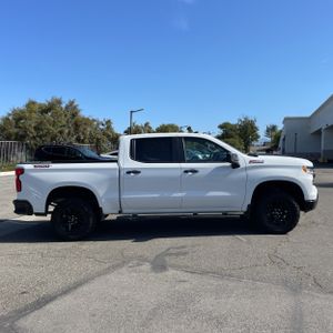 CHEVROLET SILVERADO 1500 - 10