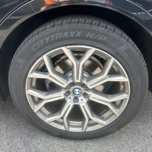 2022 BMW X7 XDRIVE40I 缩略图 18
