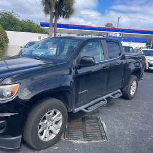 CHEVROLET COLORADO LT - 2