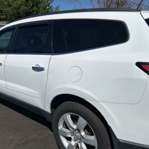 CHEVROLET TRAVERSE LT - 6