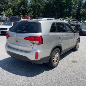 2014 KIA SORENTO LX photo 8