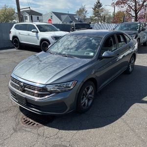 VOLKSWAGEN JETTA SE - 1