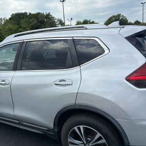 2017 Nissan ROGUE SL 照片 6