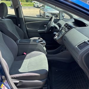 2012 Toyota PRIUS V TWO 照片 32