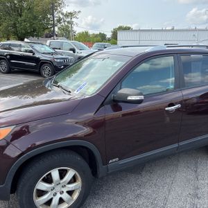 صورة 2 لـ 2011 KIA SORENTO LX