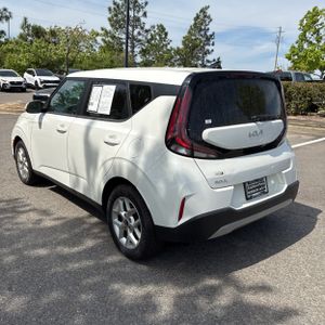 KIA SOUL LX - 5