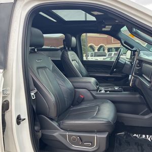 صورة مصغرة 32 لـ 2023 FORD EXPEDITION PLATINUM