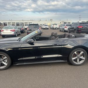 2015 FORD MUSTANG V6 照片 4