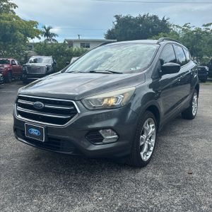 2017 FORD ESCAPE SE 照片 1