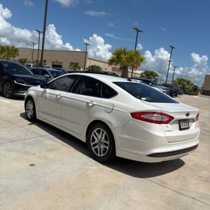 FORD FUSION SE - 5