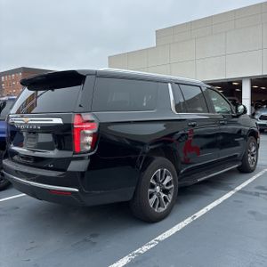 CHEVROLET SUBURBAN LT - 8