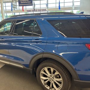 2020 FORD EXPLORER XLT photo 6
