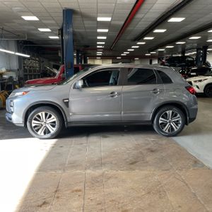 MITSUBISHI OUTLANDER SPORT 2.0 ES 2WD - 3
