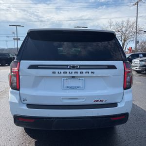 CHEVROLET SUBURBAN RST - 7