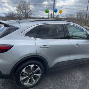 FORD ESCAPE HYBRID PLATINUM - 9