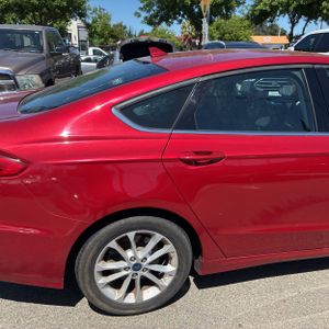 FORD FUSION SE - 9