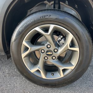 2025 Chevrolet TRAX LT thumbnail 18