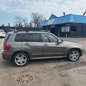 MERCEDES-BENZ GLK - 10