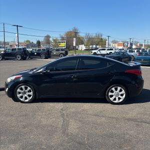 HYUNDAI ELANTRA LIMITED - 3