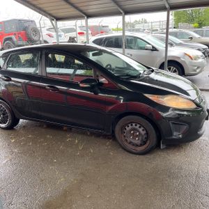 FORD FIESTA SE - 10