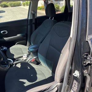 صورة 32 لـ 2014 KIA SOUL BASE