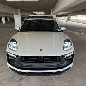 2025 Porsche MACAN GTS — фото 14
