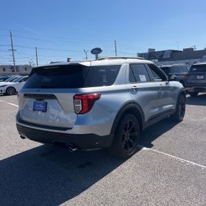 FORD EXPLORER ST-LINE - 8