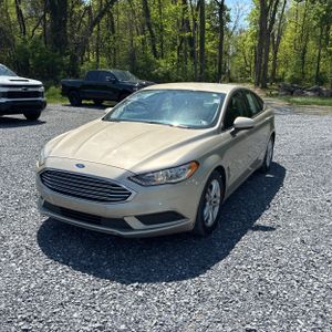 FORD FUSION SE - 1