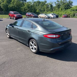 FORD FUSION SE - 5