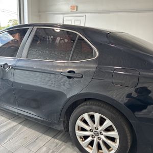 2018 Toyota CAMRY LE photo 5