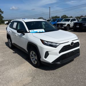 صورة مصغرة 12 لـ 2024 Toyota RAV4 LE