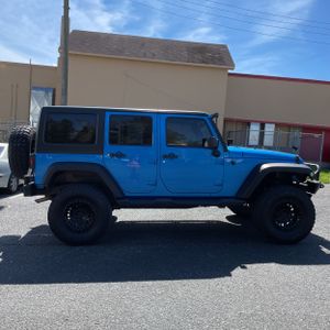 Jeep Wrangler Unlimited Sport - 10