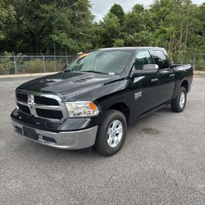 2023 RAM 1500 CLASSIC SLT — фото 1