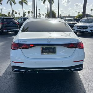 2024 Mercedes-BENZ E 350 照片 7