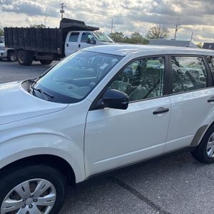 SUBARU FORESTER X - 2