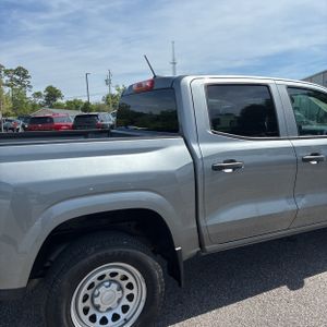 CHEVROLET COLORADO WORK TRUCK - 9