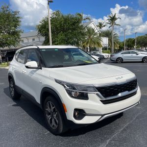 صورة مصغرة 12 لـ 2023 KIA SELTOS EX