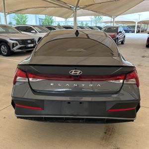 HYUNDAI ELANTRA SEL SPORT - 7