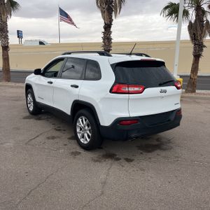 JEEP CHEROKEE SPORT - 5