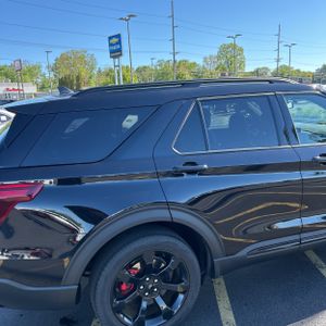 FORD EXPLORER ST - 9