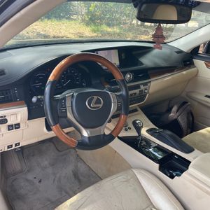 صورة مصغرة 37 لـ 2014 Lexus ES 300H BASE