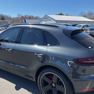 PORSCHE MACAN GTS - 6