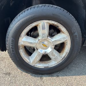 2011 Chevrolet SUBURBAN LS 缩略图 17