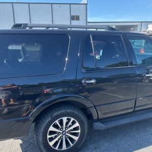 صورة 9 لـ 2015 FORD EXPEDITION XLT