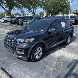 FORD EXPLORER XLT - 1