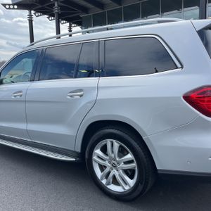 MERCEDES-BENZ GLS - 6