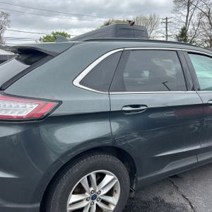 FORD EDGE SEL - 8